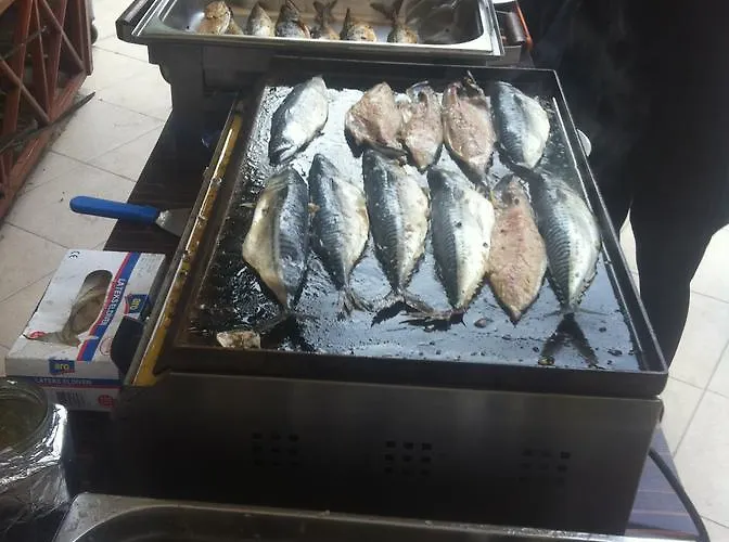 Idyros לינה וארוחת בוקר