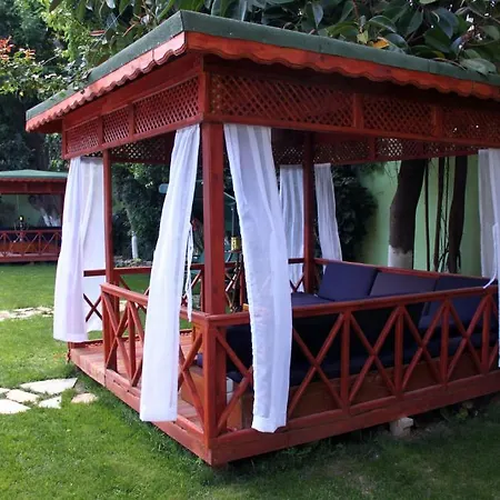 Couette-café Idyros