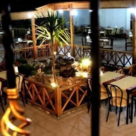 Idyros Couette-café Kemer