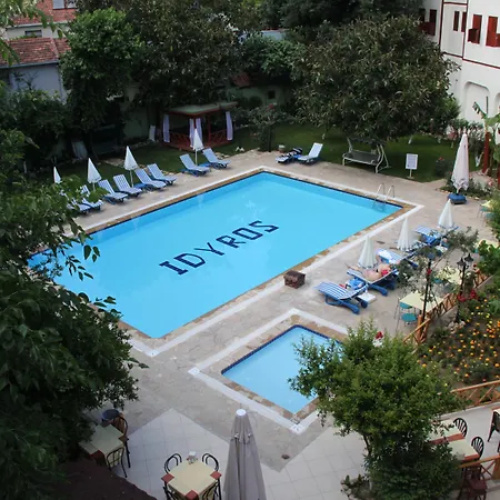Idyros Bed and Breakfast Κεμέρ